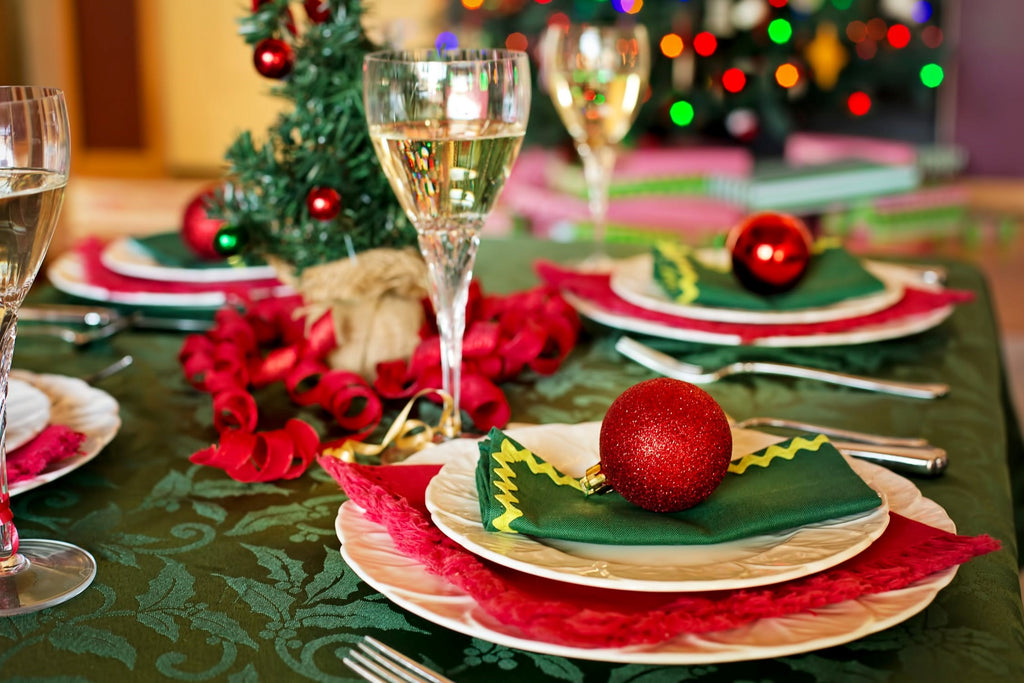Our Top Hosting Tips and Tricks for a Successful Holiday Party